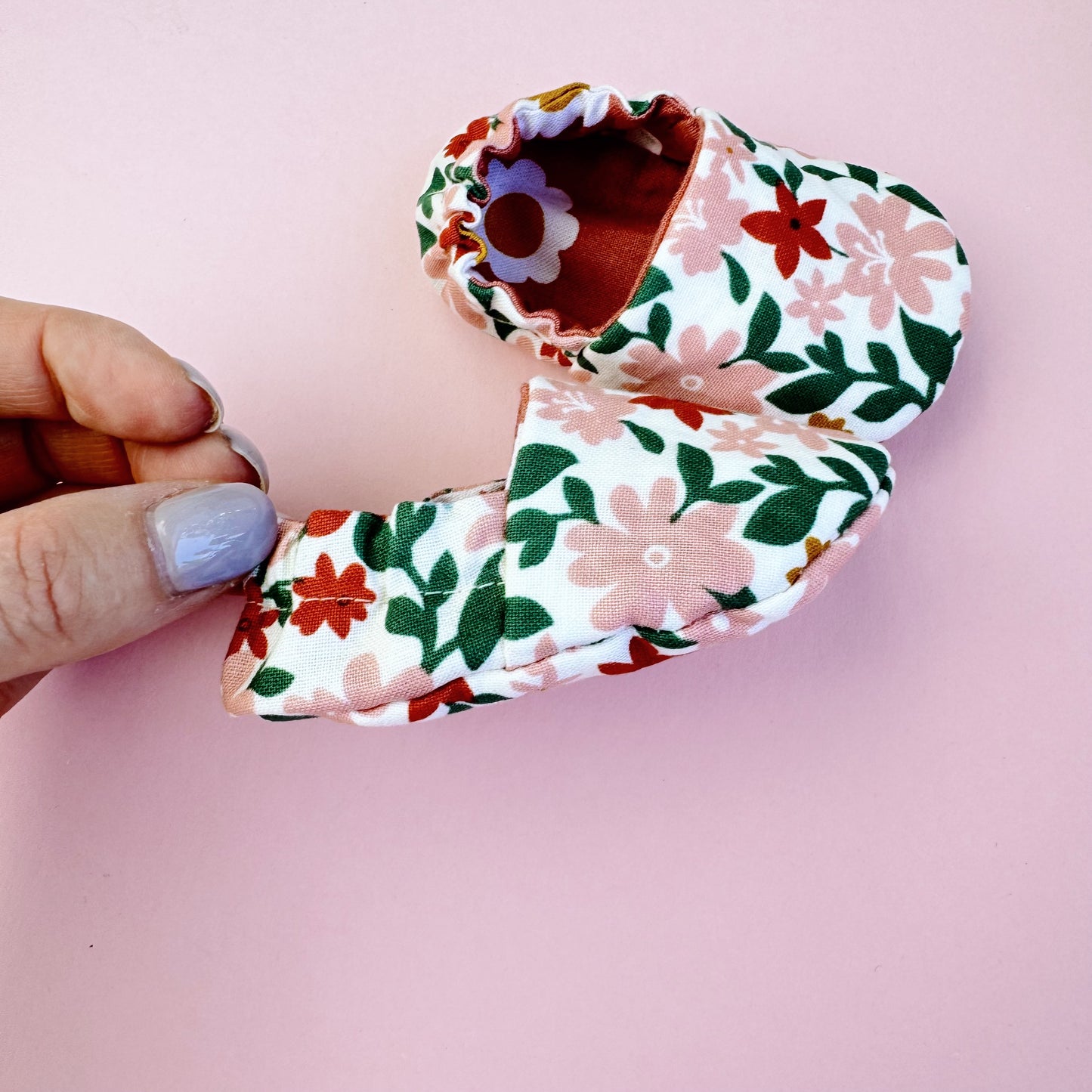 Reversible Baby girl Slippers: Soft & Eco-Friendly Cotton, 0-24 Months.