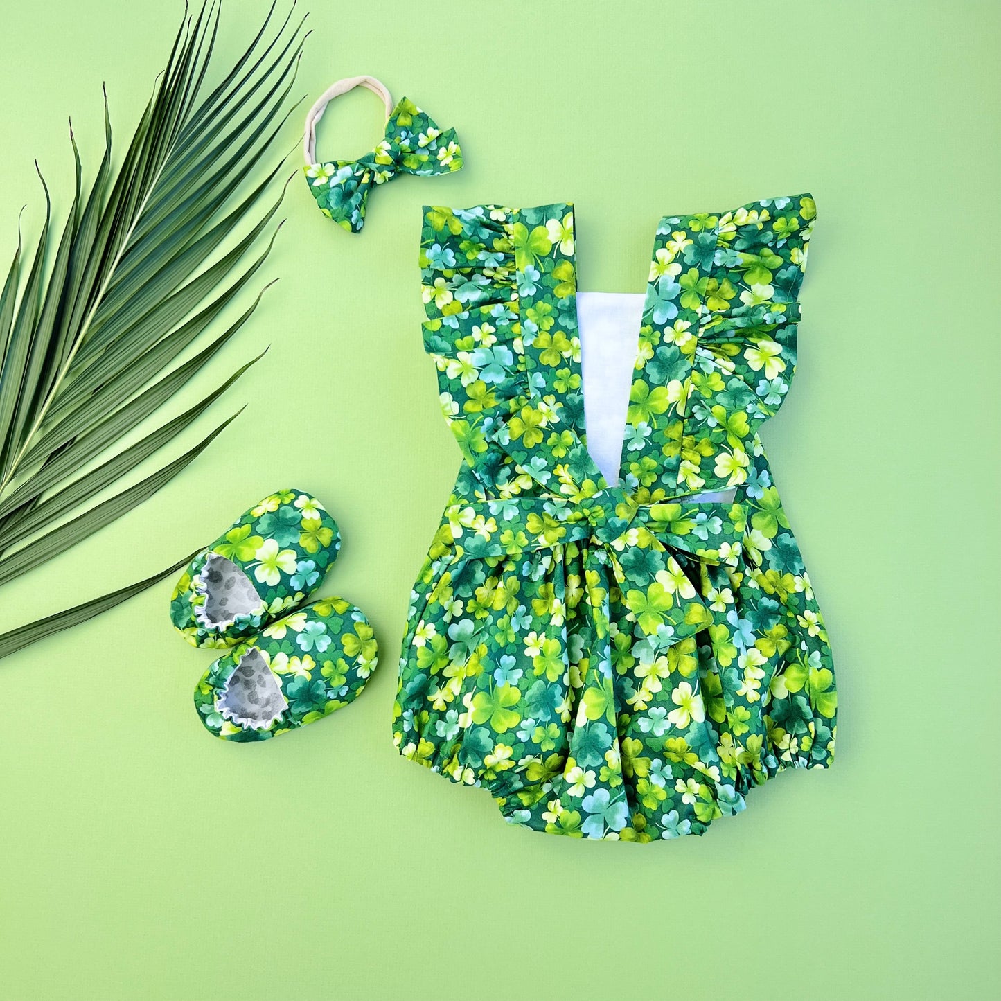 Shamrocks Baby girl romper. St. Patrick’s Day baby girl outfit. Bubble grin romper.