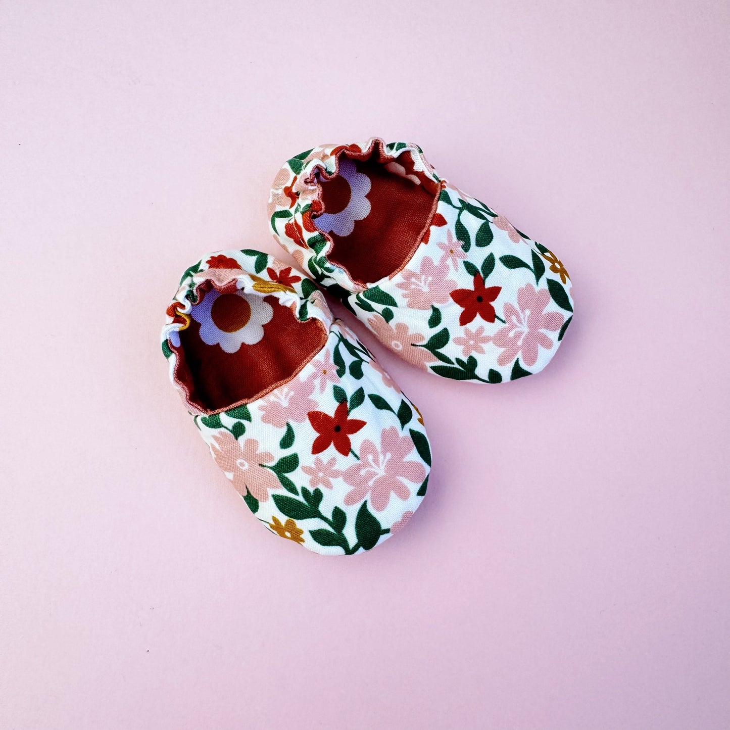 Reversible Baby girl Slippers: Soft & Eco-Friendly Cotton, 0-24 Months.