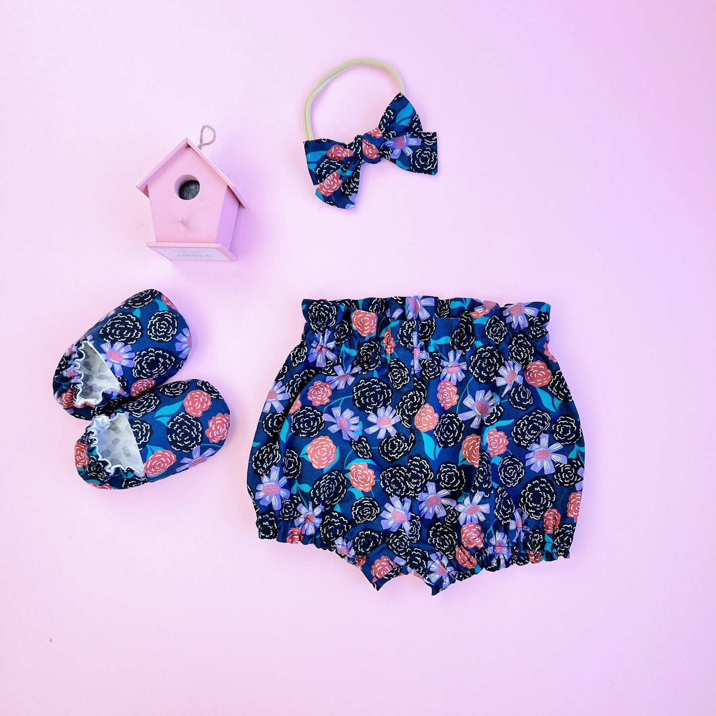 Mother's Day Baby Girl outfit. Matching outfit including Bloomers, Slippers, bow and bodysuit