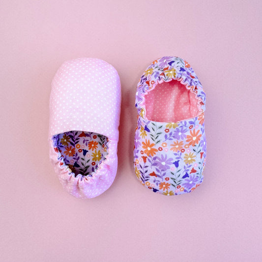 Reversible Baby girl Slippers: Soft & Eco-Friendly Cotton, 0-24 Months.