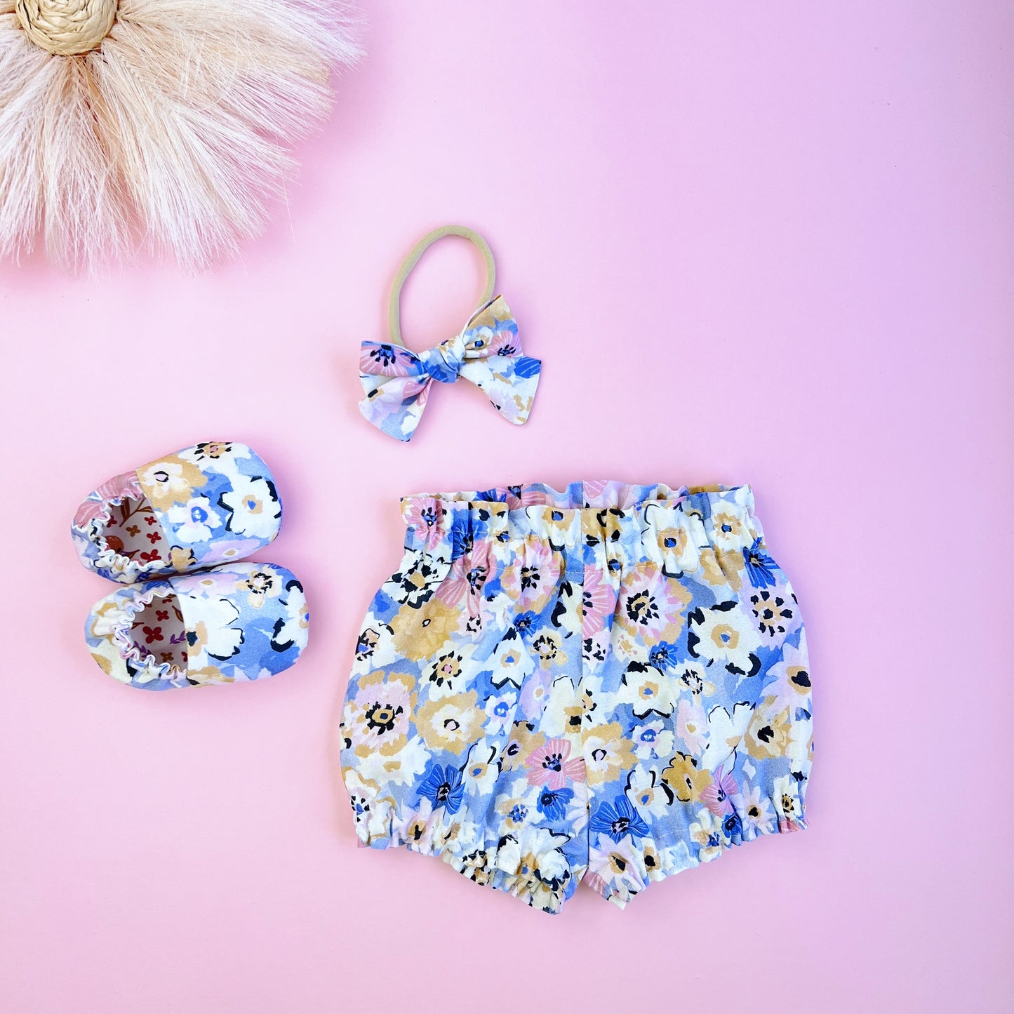 Mother's Day Baby Girl outfit. Matching outfit including Bloomers, Slippers, bow and bodysuit