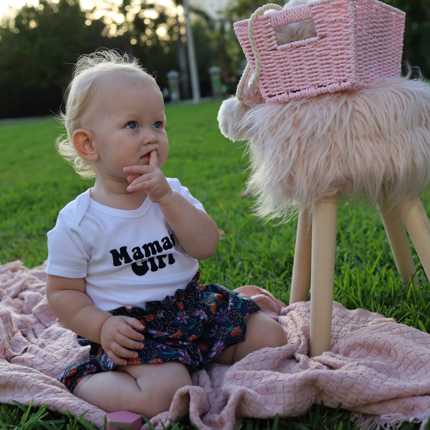 Mother's Day Baby Girl outfit. Mama's girl bodysuit, skirt, slippers and bow.