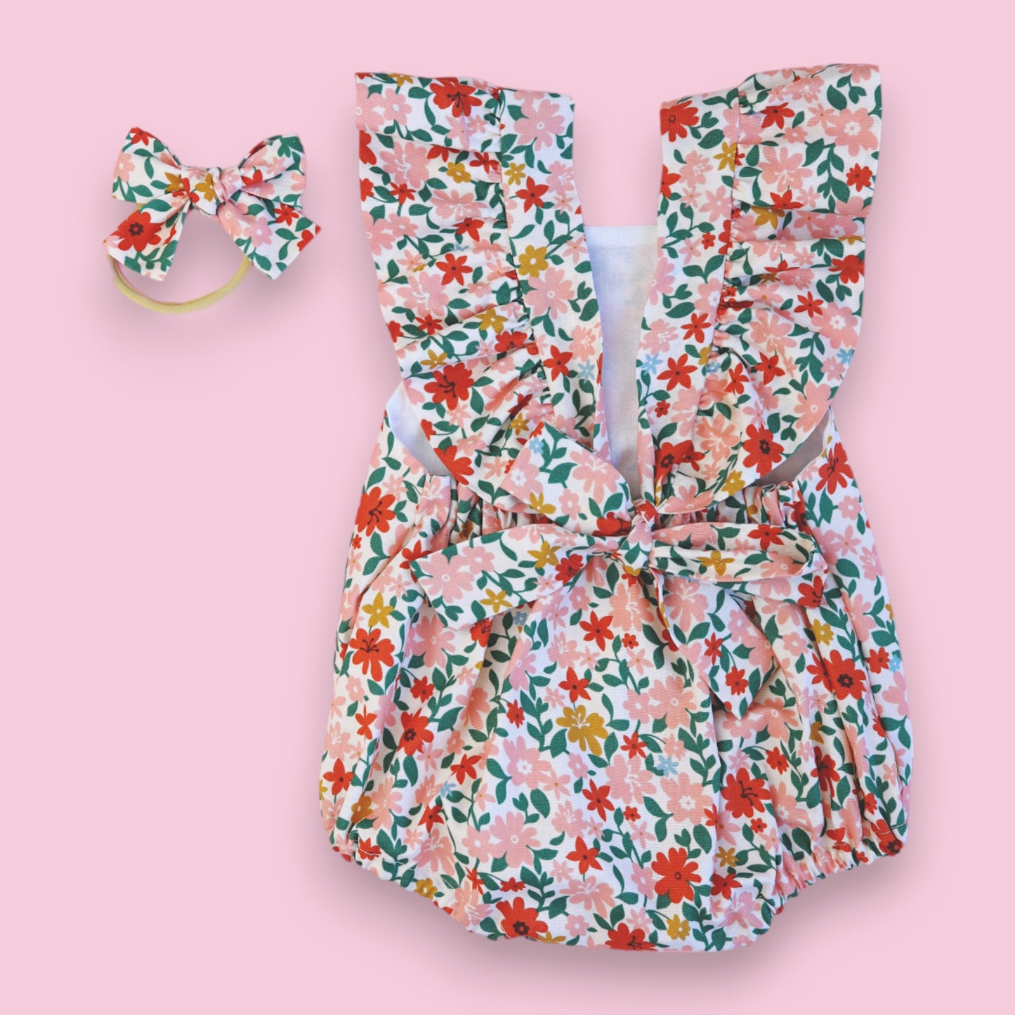 Baby girl romper. Bubble romper. Summer girl outfit.